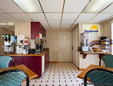 Days Inn By Wyndham Richburg Exteriör bild